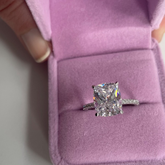 14K Gold Moissanite Engagement Rings, 4CT Elongated Cushion Cut Moissanite Rings - Picture 4 of 8